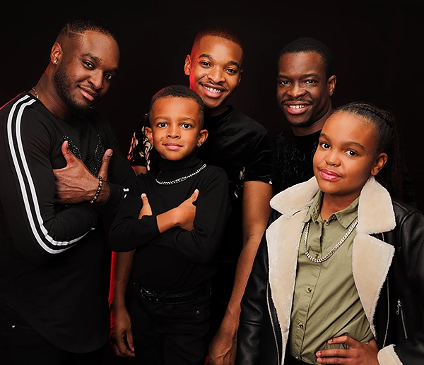 photographe grossesse famille enfants frère soeur